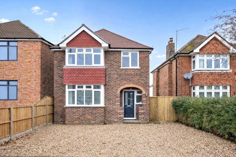 3 bedroom detached house for sale, Rydes Avenue, Guildford, Surrey, GU2