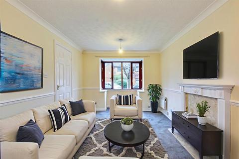 3 bedroom terraced house for sale, Clough Court, Nottingham