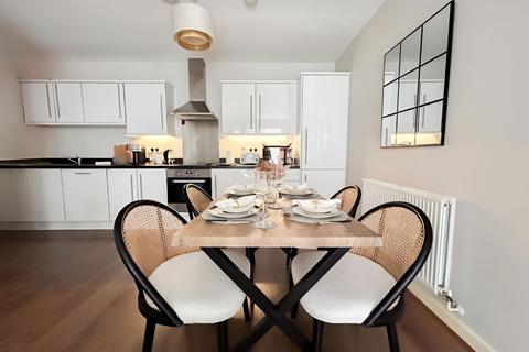 2 bedroom apartment to rent, Ealing Road, Brentford TW8