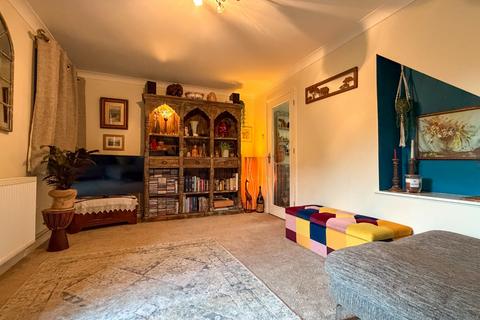 3 bedroom terraced house for sale, Kemps Barns, East Harling, Norwich, Norfolk, NR16 2TS