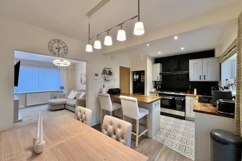 3 bedroom semi-detached house for sale, Tensing Avenue, Bispham FY2