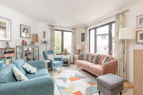 2 bedroom flat to rent, Belford Road, West End, Edinburgh