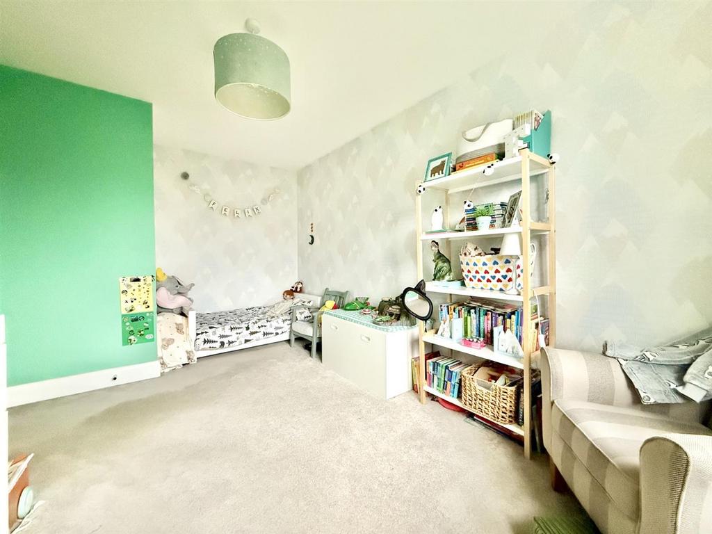 Bedroom4.jpg