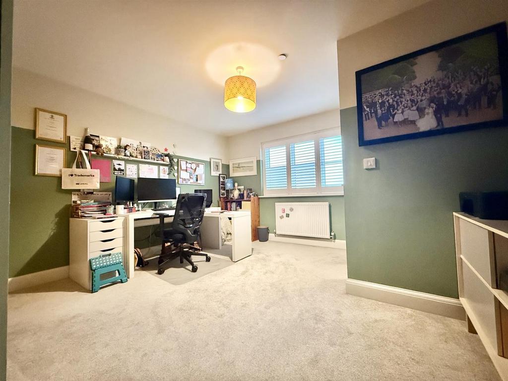 Bedroom2.jpg