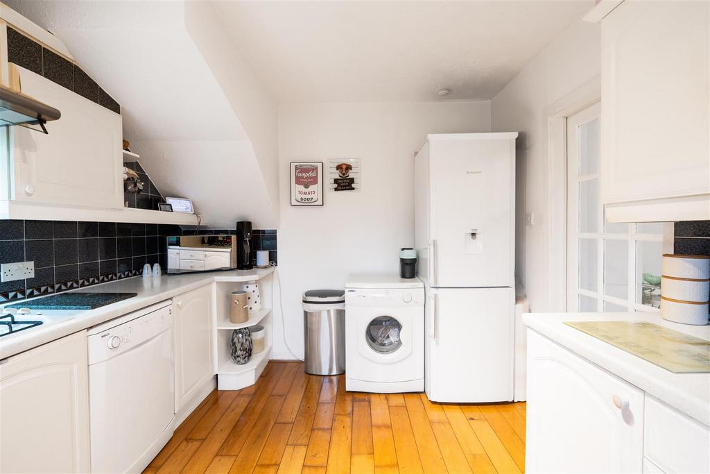 Kitchen-2.jpg
