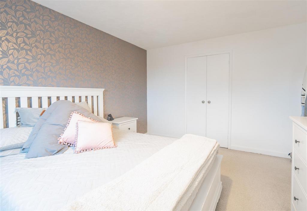 Bedroom-2.jpg