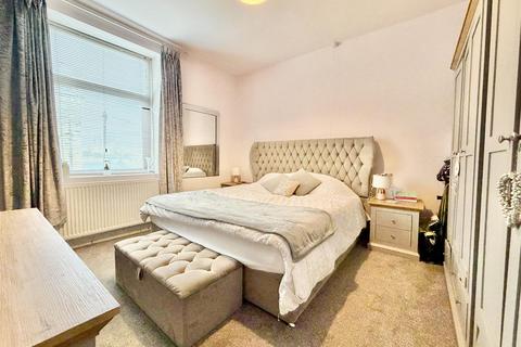 3 bedroom end of terrace house for sale, Boston Street, Sowerby Bridge