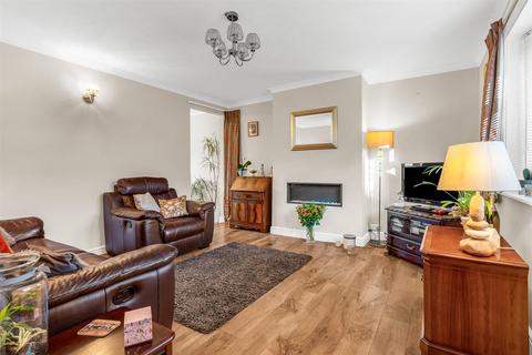 3 bedroom terraced house for sale, Spinney Street, Hertford SG13