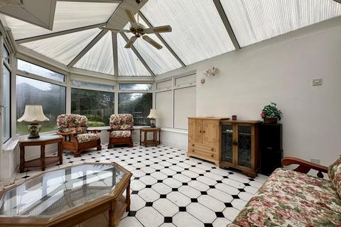 3 bedroom semi-detached bungalow for sale, Mountnessing Road, Billericay CM12