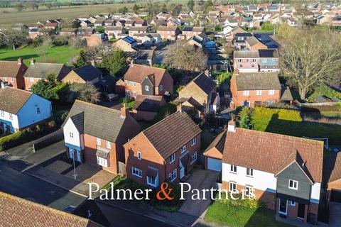 4 bedroom detached house for sale, Wickfield Ash, Essex CM1