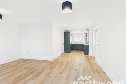 2 bedroom semi-detached house to rent, Lamb Lane, Chilmington Green, Ashford, TN23