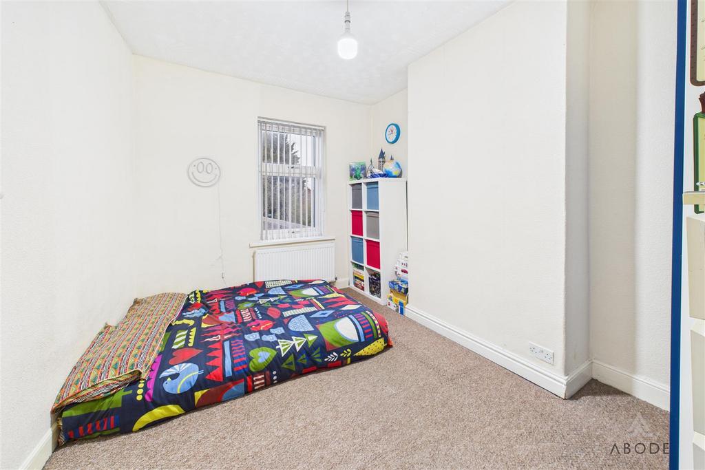 CAM01882 G0-PR0258-STILL015.jpg