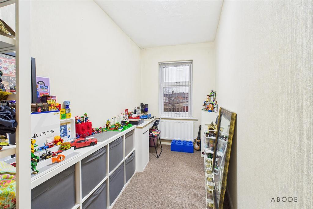 CAM01882 G0-PR0258-STILL017.jpg