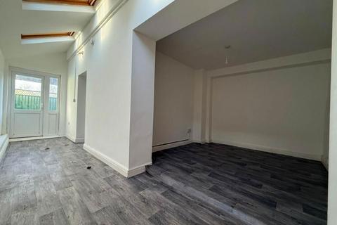 1 bedroom apartment for sale, Wilton Road, London, SE2 9RH