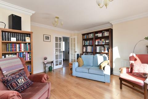 4 bedroom semi-detached house for sale, Station Road West, Canterbury