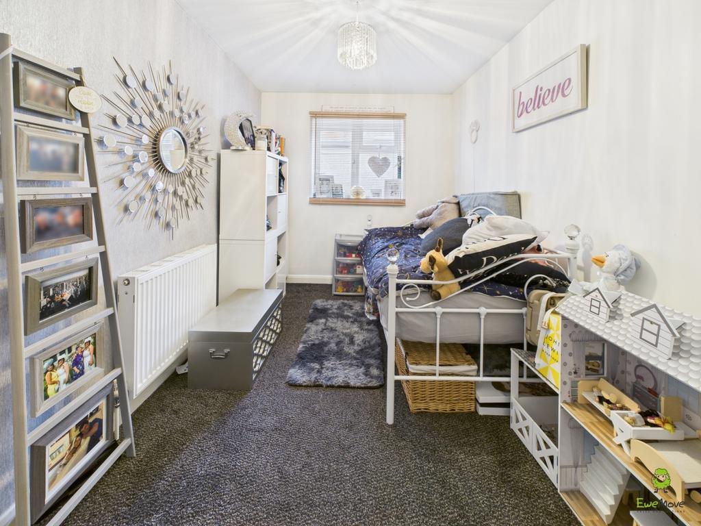 Presented by Clinton at Ewe Move Bexleyheath and Da