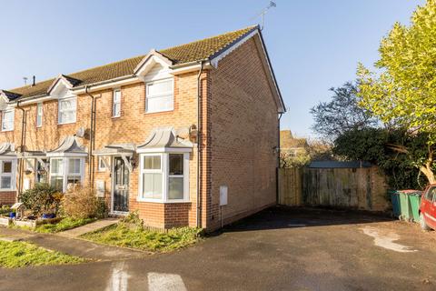 2 bedroom terraced house for sale, Clifton Road, Crawley RH10