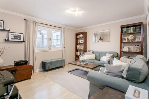 2 bedroom ground floor flat for sale, Duddingston Park South, Duddingston, Edinburgh, EH15