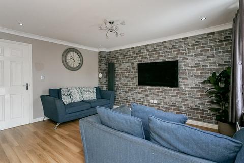 3 bedroom terraced house for sale, Burnbrae Pend, Bonnyrigg, EH19