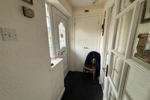 undefined, Chatsworth Drive, Burton-On-Trent DE13