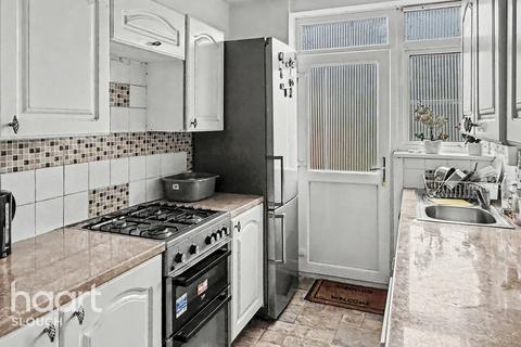 3 bedroom terraced house for sale, Perryman Way, Slough