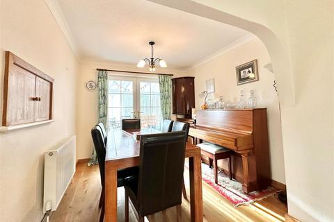 5 bedroom detached house for sale, Hill View, Whaley Bridge, High Peak