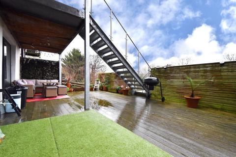 3 bedroom flat for sale, Flat 1, Overhill Road, London, SE22
