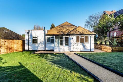 3 bedroom detached bungalow for sale, Hurst Green Road, Hurst Green