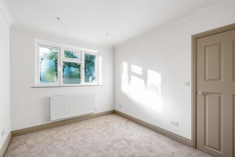 3 bedroom detached bungalow for sale, Hurst Green Road, Hurst Green