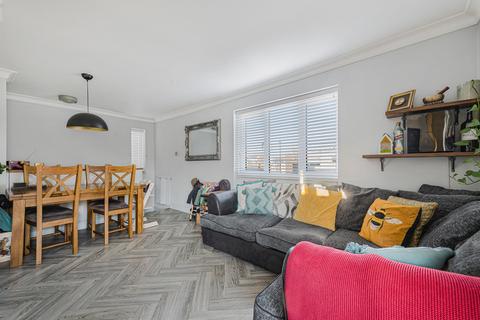 2 bedroom townhouse for sale, Quentin Court, Regency Walk, Croydon