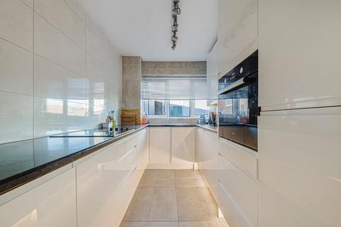 2 bedroom townhouse for sale, Quentin Court, Regency Walk, Croydon