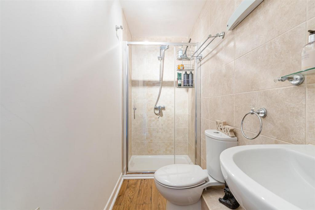 A24 - 73b South Ford Road, Dartmouth - 251120.jpg