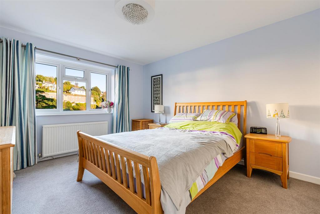 A16 - 73b South Ford Road, Dartmouth - 251120.jpg