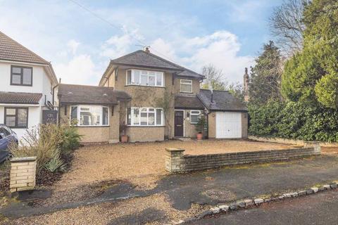undefined, Bathurst Walk, Richings Park SL0
