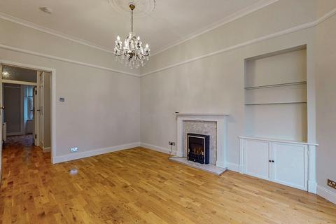 2 bedroom flat for sale, Garrioch Crescent, North Kelvinside, Glasgow, G20