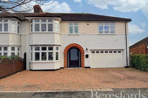 4 bedroom semi-detached house for sale, Elmhurst Drive, Hornchurch, RM11