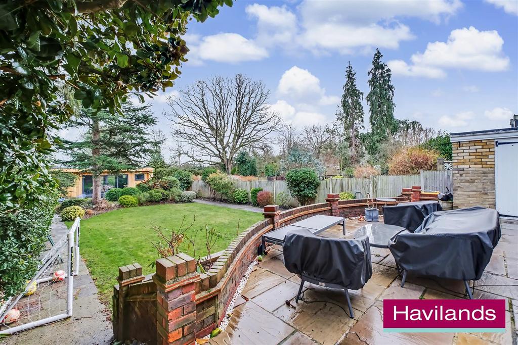 88 Woodland Way N21 3 PX-3.jpg