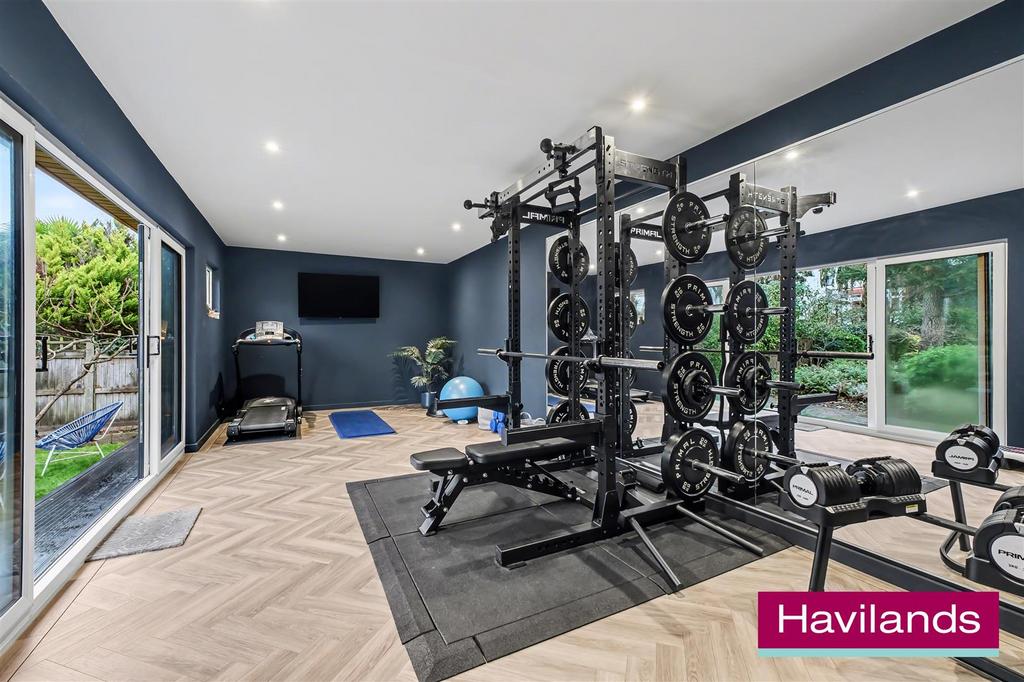 88 Woodland Way N21 3 PX-4.jpg