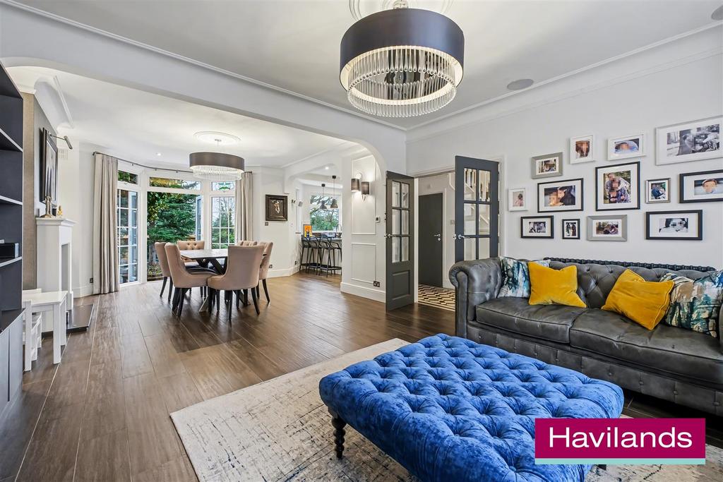 88 Woodland Way N21 3 PX-22.jpg