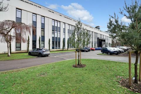 2 bedroom flat for sale, Littleworth Road, Esher, KT10