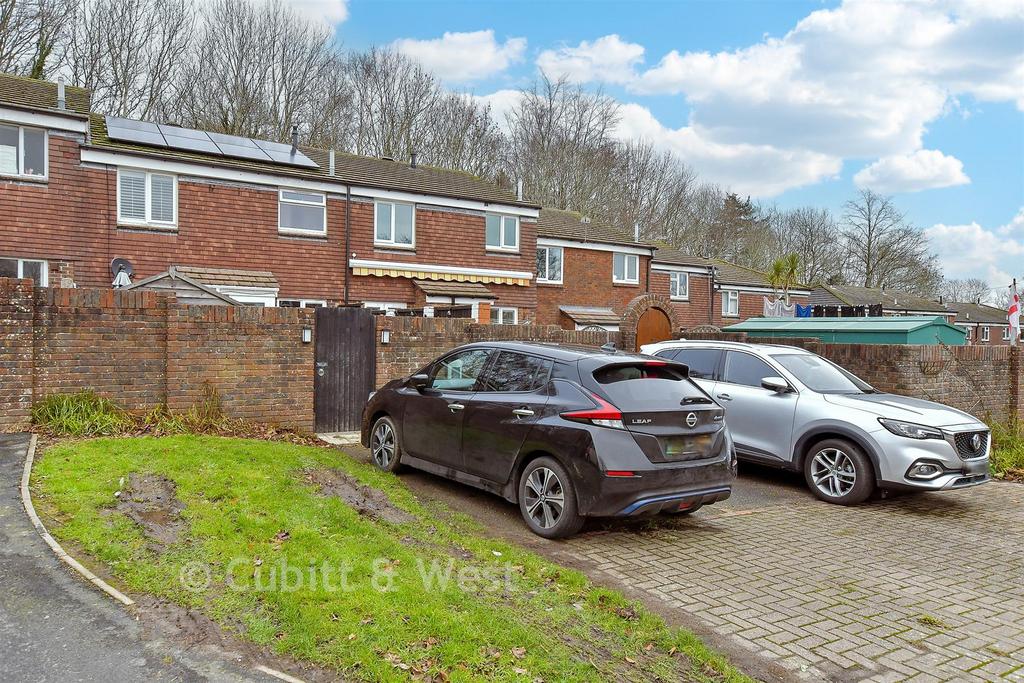 Driveway/Parking 1