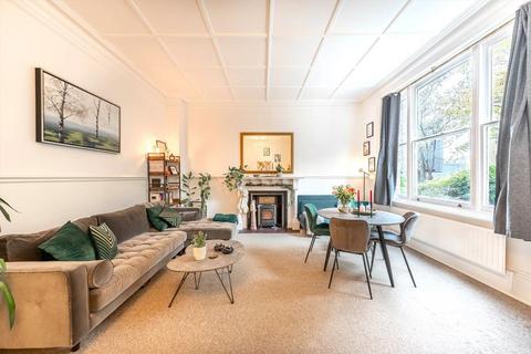 2 bedroom flat to rent, Mornington Avenue, London W14