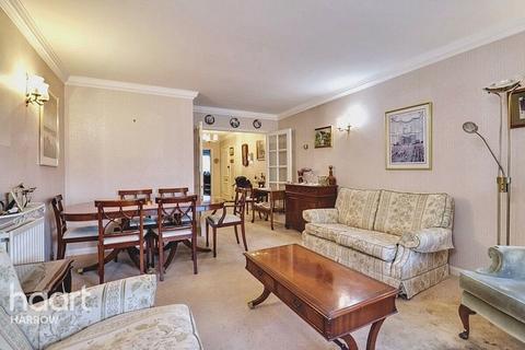 2 bedroom apartment for sale, Marsh Lane, Stanmore