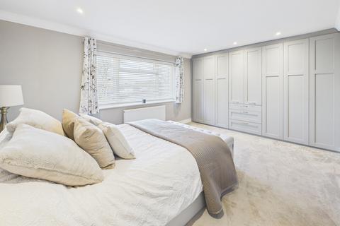 3 bedroom semi-detached house for sale, Leverstock Green Road, Hemel Hempstead, HP3