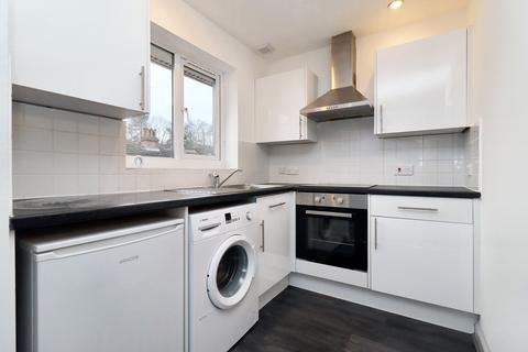 1 bedroom flat to rent, Brook Road, Harold House, TN2
