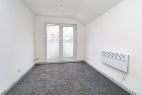 1 bedroom flat to rent, Brook Road, Harold House, TN2