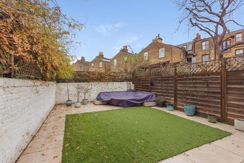 3 bedroom flat for sale, Wandsworth Bridge Road, London, SW6