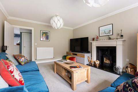 4 bedroom detached house for sale, Yalden Gardens, Tongham, Farnham, Surrey, GU10