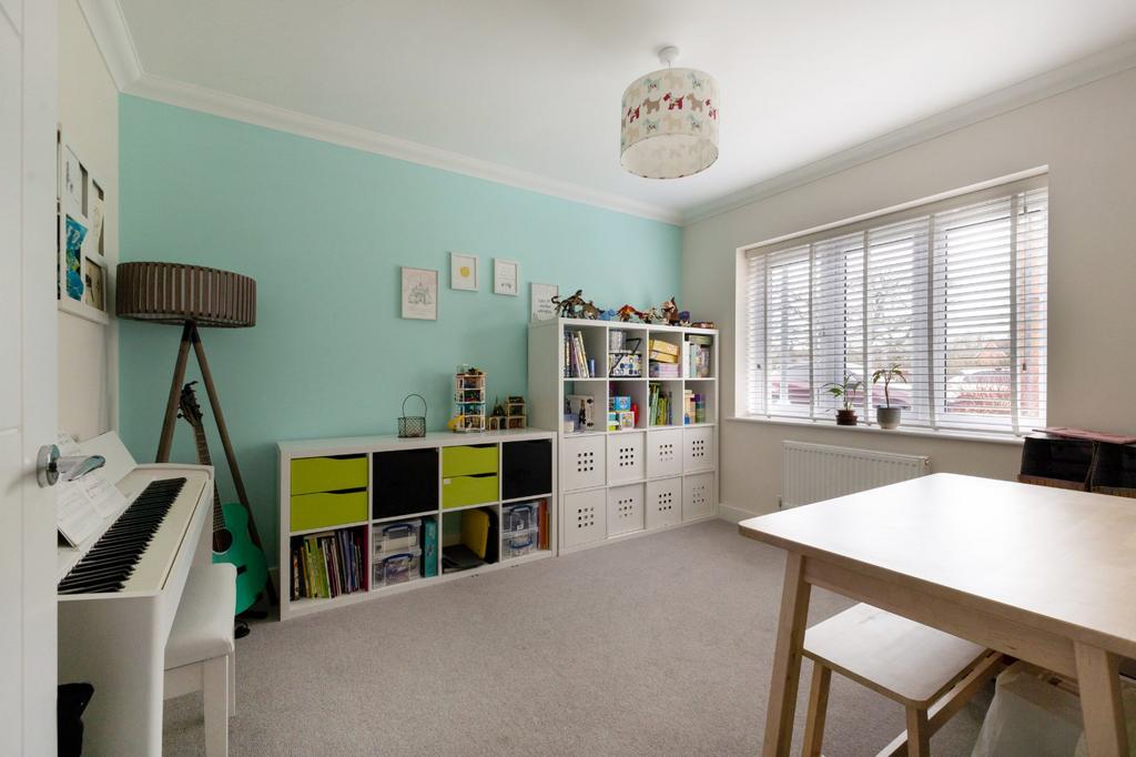 Dining/Playroom
