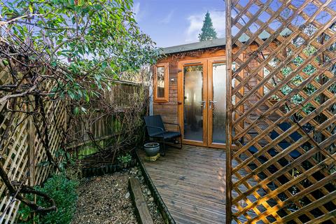 2 bedroom house for sale, Elton Road, Kingston Upon Thames KT2